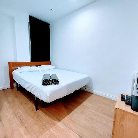 Habitación Privada con Cama Doble Valencia Exterior foto
